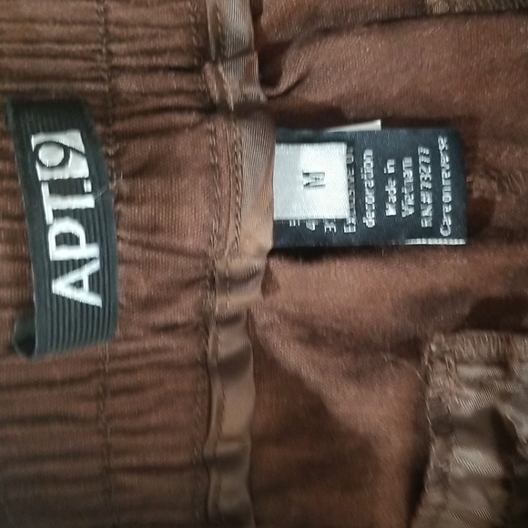 Apt. 9 Brown Linen Blend Taylored Mid-Rise Embroidered Pocketed Shorts - Picture 3 of 14